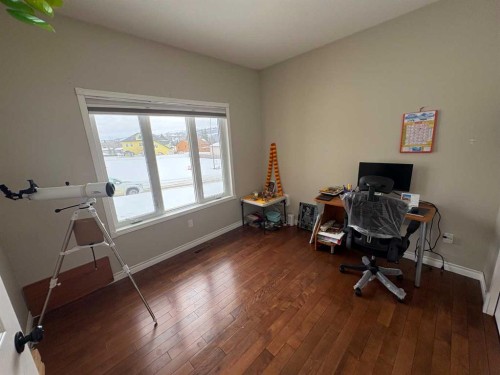 9117 134 Avenue, Peace River, AB - Indoor Photo Showing Office