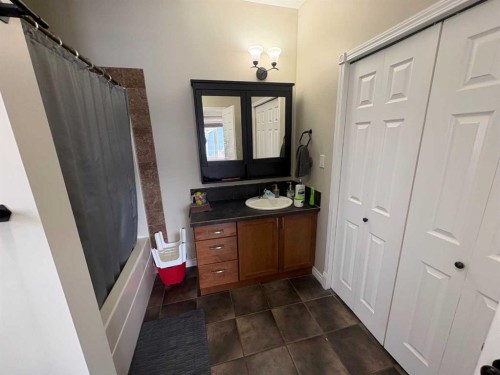 9117 134 Avenue, Peace River, AB - Indoor