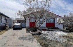 9741 119 Avenue Grande Prairie, AB T8V 3P7