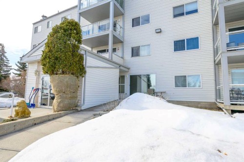 110-9700 92 Avenue, Grande Prairie, AB - Outdoor