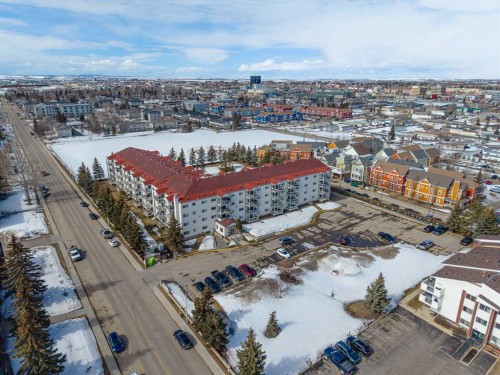 110-9700 92 Avenue, Grande Prairie, AB - Outdoor With View