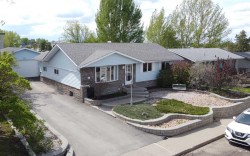 4806 53 Avenue Valleyview, AB T0H 3N0