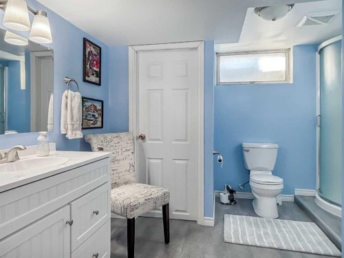 4806 53 Avenue, Valleyview, AB - Indoor Photo Showing Bathroom