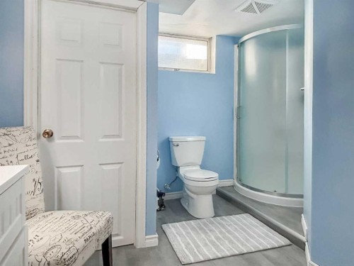 4806 53 Avenue, Valleyview, AB - Indoor Photo Showing Bathroom