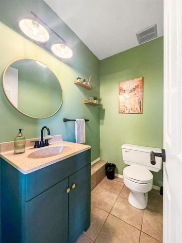 49 97Th Avenue, Grande Cache, AB - Indoor Photo Showing Bathroom