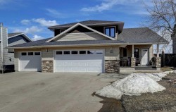 9312 102 Street Sexsmith, AB T0H 3C0