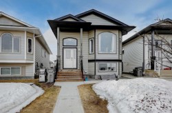 11573 77 Avenue Grande Prairie, AB T8W 0J2