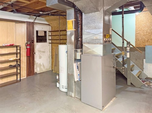 10702 104 Avenue, Grande Cache, AB - Indoor Photo Showing Basement