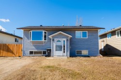 9320 98 Street Wembley, AB T0H 3S0