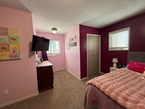 74420 Range Road 172, High Prairie, AB - Indoor Photo Showing Bedroom