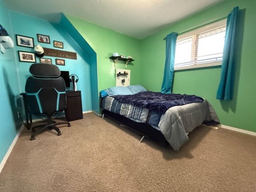 74420 Range Road 172, High Prairie, AB - Indoor Photo Showing Bedroom