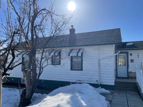 11208 102 Avenue, Fairview, AB - Outdoor