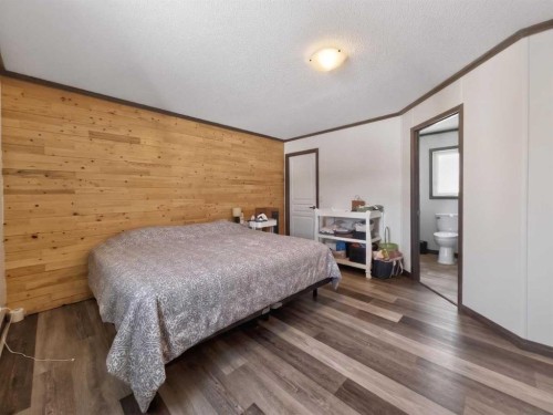 10614 103 Avenue, La Crete, AB - Indoor Photo Showing Bedroom