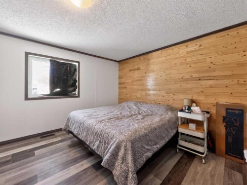 10614 103 Avenue, La Crete, AB - Indoor Photo Showing Bedroom