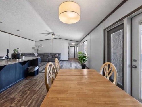 10614 103 Avenue, La Crete, AB - Indoor Photo Showing Dining Room