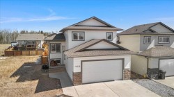 10236 94 Street  Sexsmith, AB T0H 3C0