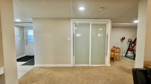 7901 94 Street, Peace River, AB - Indoor Photo Showing Other Room