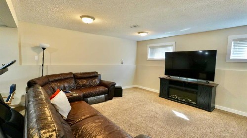 7901 94 Street, Peace River, AB - Indoor