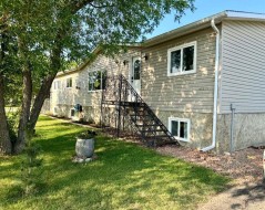 4819 1 Street Donnelly, AB T0H 1G0