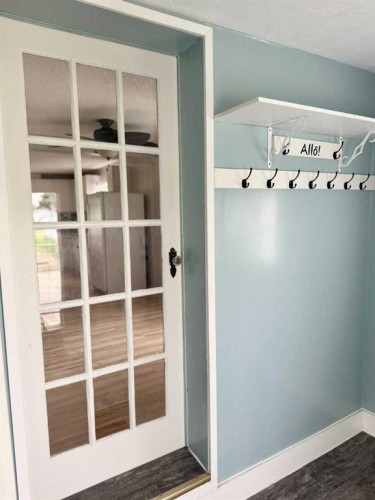 107 Central Avenue S.W., Falher, AB - Indoor Photo Showing Other Room