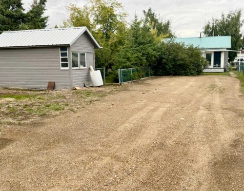 107 Central Avenue S.W., Falher, AB - Outdoor