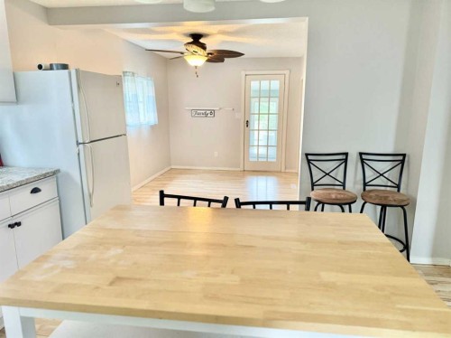 107 Central Avenue S.W., Falher, AB - Indoor