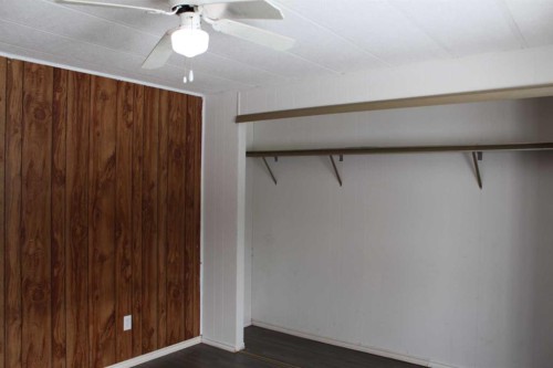 101 7Th Avenue Se, Manning, AB - Indoor Photo Showing Other Room