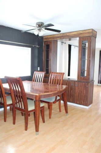 101 7Th Avenue Se, Manning, AB - Indoor Photo Showing Dining Room