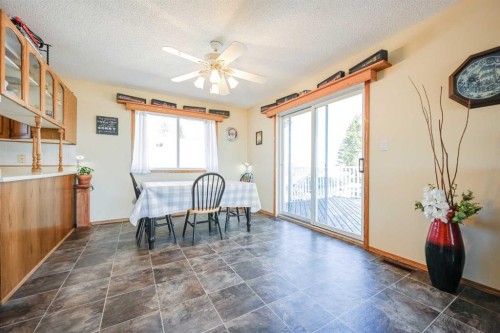 6419 Twp Rd 701A, Grovedale, AB - Indoor Photo Showing Dining Room