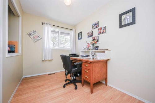 6419 Twp Rd 701A, Grovedale, AB - Indoor Photo Showing Office