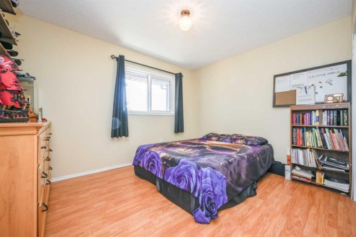 6419 Twp Rd 701A, Grovedale, AB - Indoor Photo Showing Bedroom