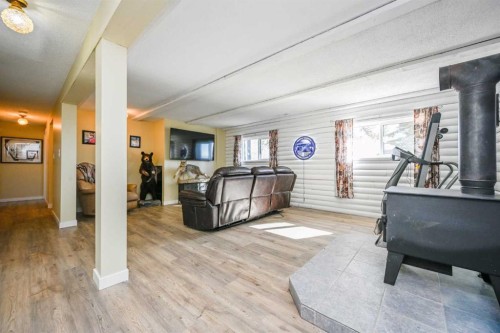 6419 Twp Rd 701A, Grovedale, AB - Indoor Photo Showing Other Room