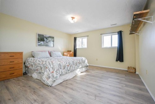 6419 Twp Rd 701A, Grovedale, AB - Indoor Photo Showing Bedroom