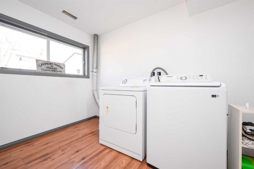 6419 Twp Rd 701A, Grovedale, AB - Indoor Photo Showing Laundry Room