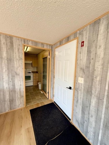 10413 110 Ave, La Crete, AB - Indoor Photo Showing Bedroom