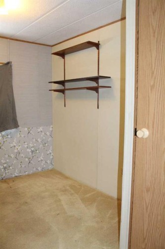 202 7Th Avenue Se, Manning, AB - Indoor