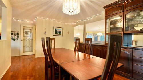 11113 103 Street, Peace River, AB - Indoor Photo Showing Dining Room