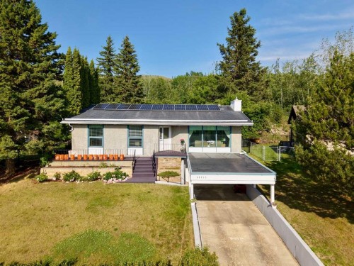 11113 103 Street  Peace River, AB T8S 1K5
