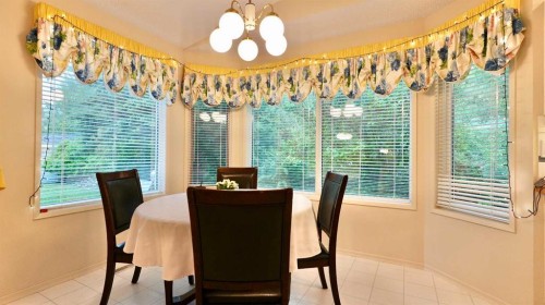 11113 103 Street, Peace River, AB - Indoor Photo Showing Dining Room