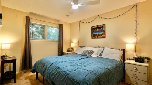11113 103 Street, Peace River, AB - Indoor Photo Showing Bedroom