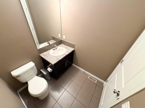 9510 Willow Drive, Grande Prairie, AB - Indoor Photo Showing Bathroom