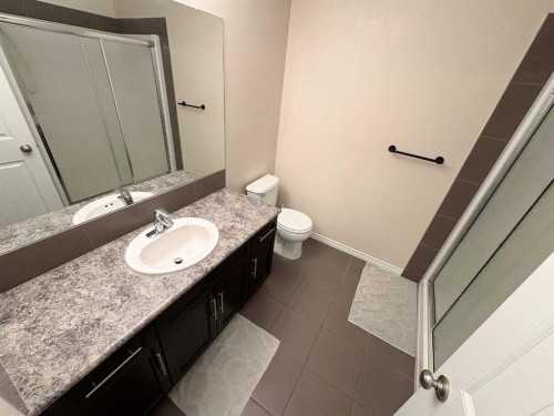 9510 Willow Drive, Grande Prairie, AB - Indoor Photo Showing Bathroom
