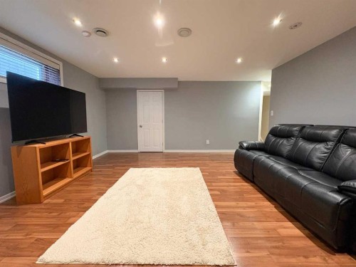 9510 Willow Drive, Grande Prairie, AB - Indoor
