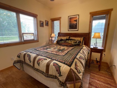 155 Peace River Avenue, Joussard, AB - Indoor Photo Showing Bedroom