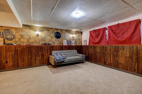 10011 95 Avenue, Wembley, AB - Indoor Photo Showing Other Room