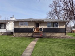 4436 51st Avenue High Prairie, AB T0G 1E0