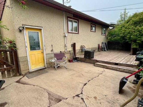 5205 50 Avenue, Grimshaw, AB - Outdoor With Exterior