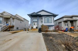 11514 75 Avenue Grande Prairie, AB T8W 0J4