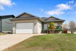 1114 3 Avenue WESTBeaverlodge, AB T0H 0C0