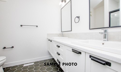 10518 131 Avenue, Grande Prairie, AB - Indoor Photo Showing Bathroom